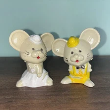 Vintage JSNY Mouse Salt & Pepper Shakers Set Anthropomorphic Mice Set Hong Kong