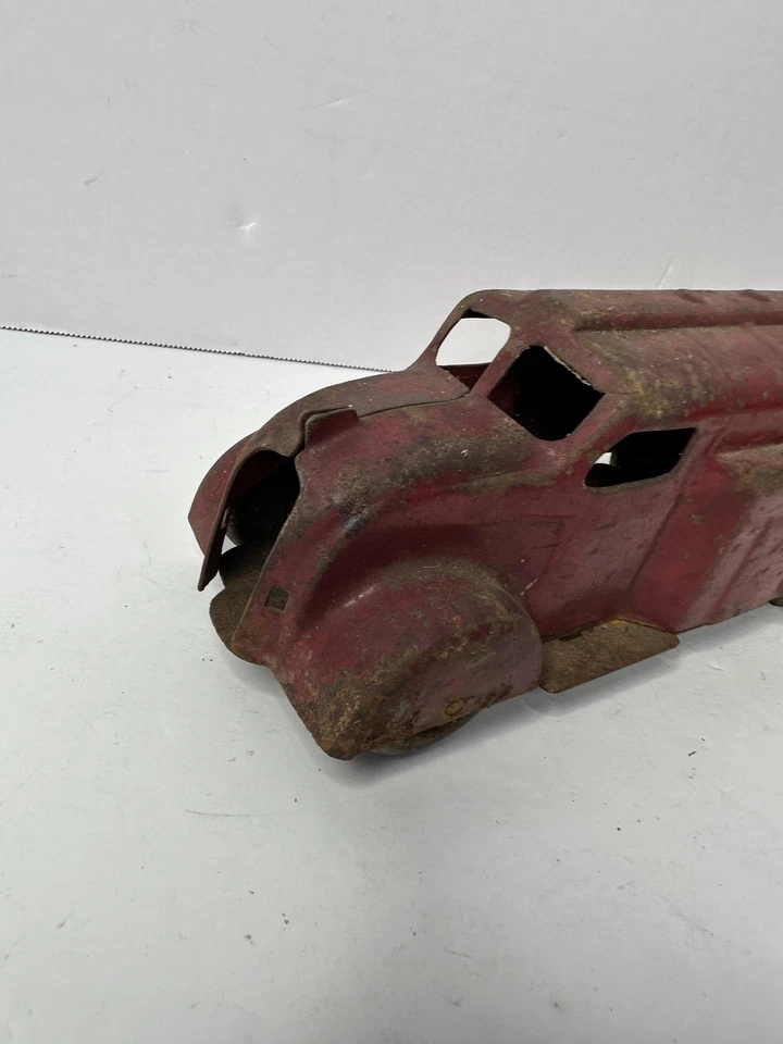 Camión de juguete vintage de acero prensado rojo años 30 Art Deco furgoneta de reparto Wyandotte Marx Foto 2 de 4