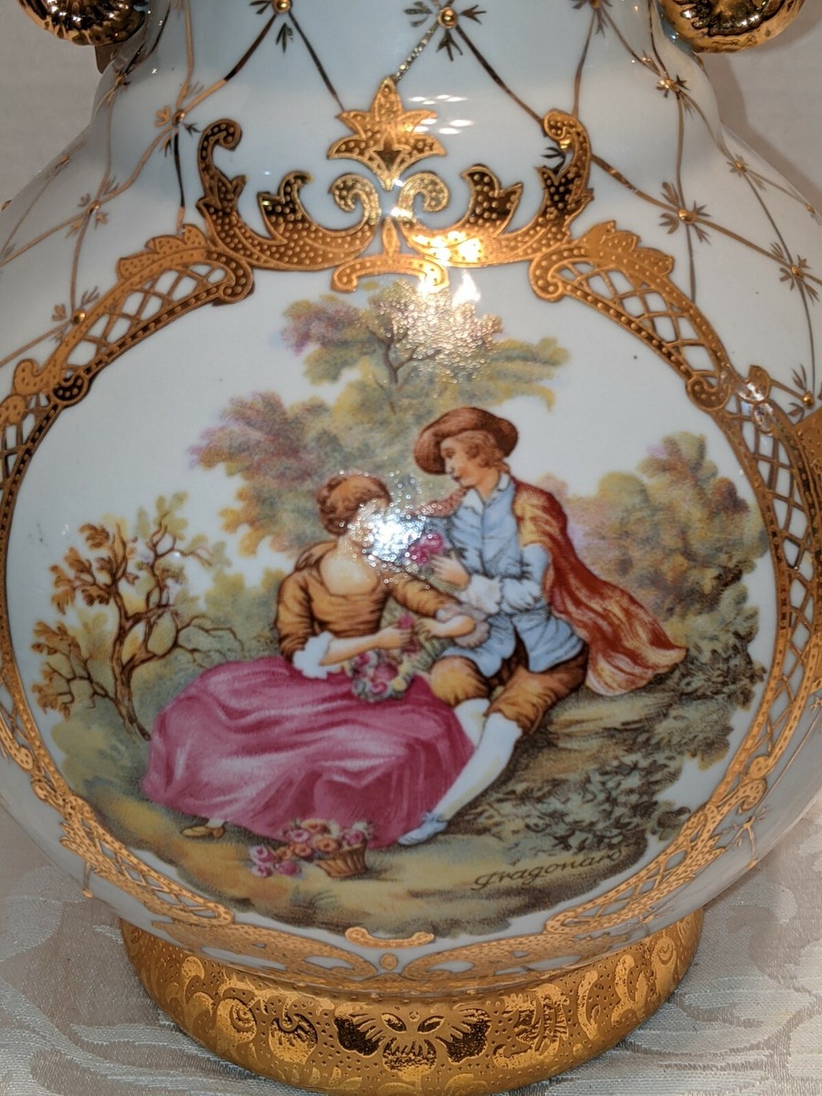 LG Porcelaine T Limoges 花瓶　フランス製　骨董品 Vintage LF Limoges Handcrafted Fine Porcelain P.R.C Vase Courting