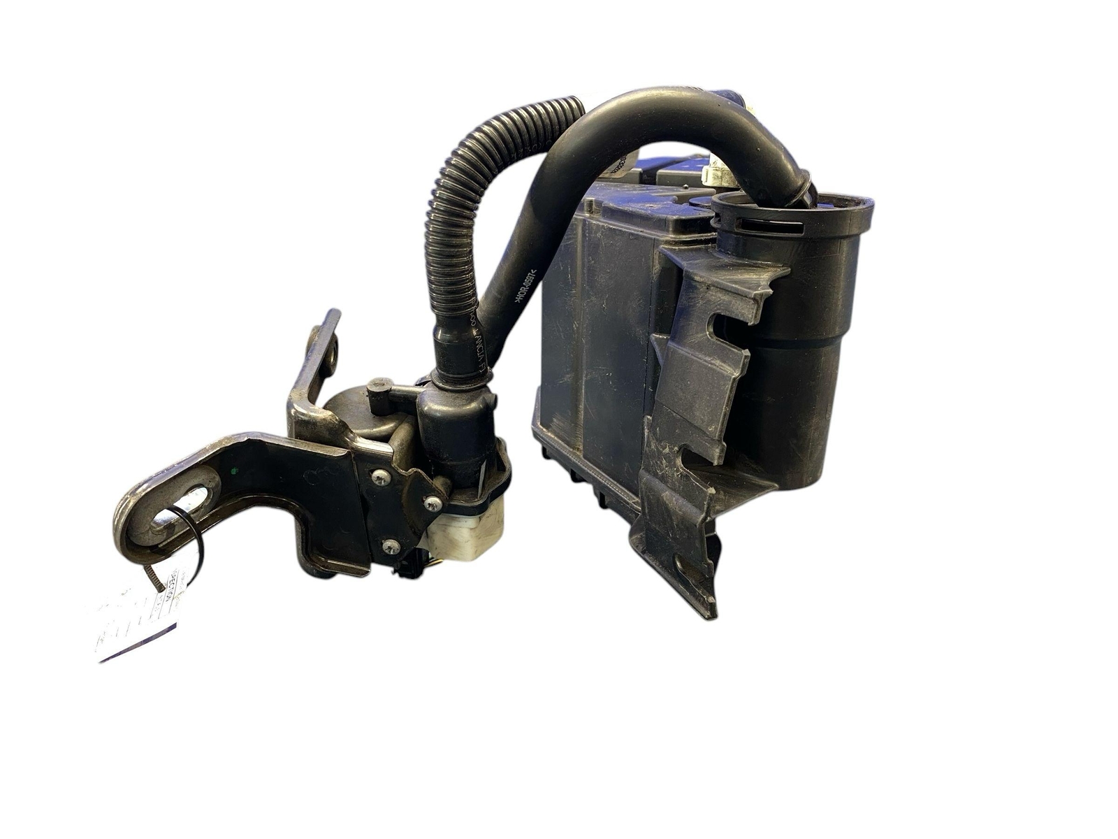 2017-2020 MASERATI LEVANTE AWD 3.0L FUEL GAS VAPOR EVAPORATOR CHARCOAL CANISTER