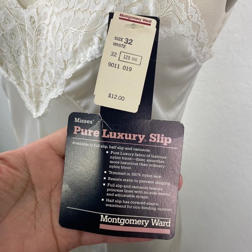Vintage Pure Luxury New White nigh slip dress Lace detail Made in USA sz 10/32 - Picture 7 of 11