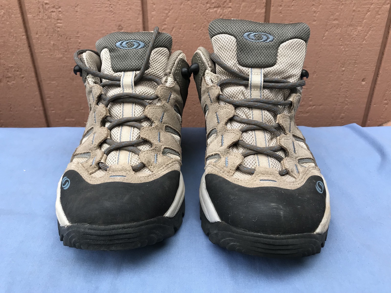 Stivali da trekking Salomon Solaris bassi da donna US 8 EUR 40 in pelle marrone usati in ottime condizioni A4