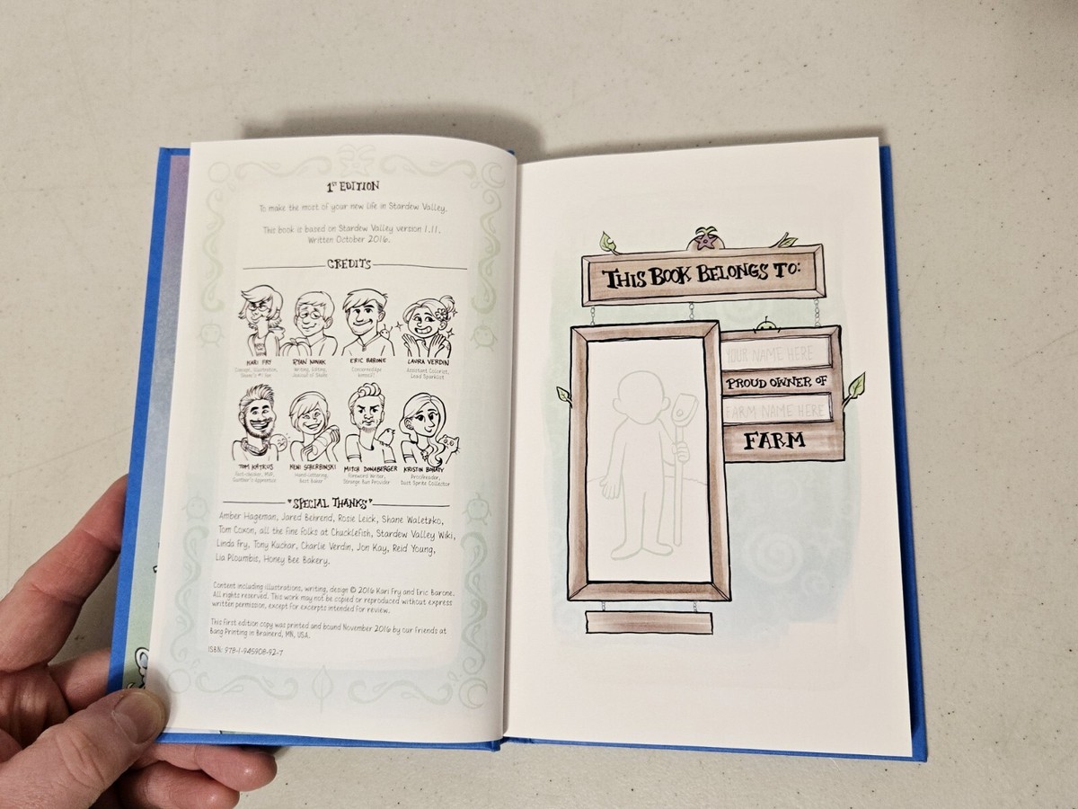 Stardew Valley Guidebook, First Edition 2016 - Crisp, Clean Stardew Valley Guidebook, First Edition 2016 - Crisp, Clean