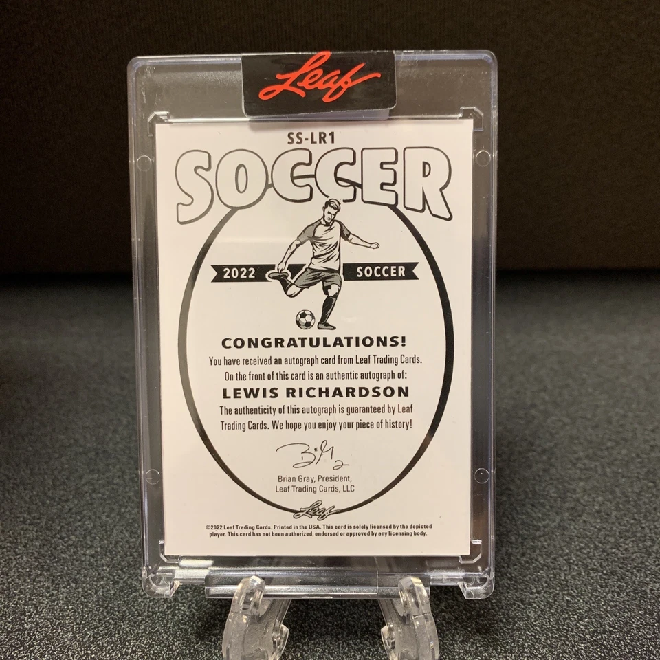 Hoja Signature Serie 1/1 Fútbol 2022 Lewis Richardson Peacock Auto Foto 2 de 2