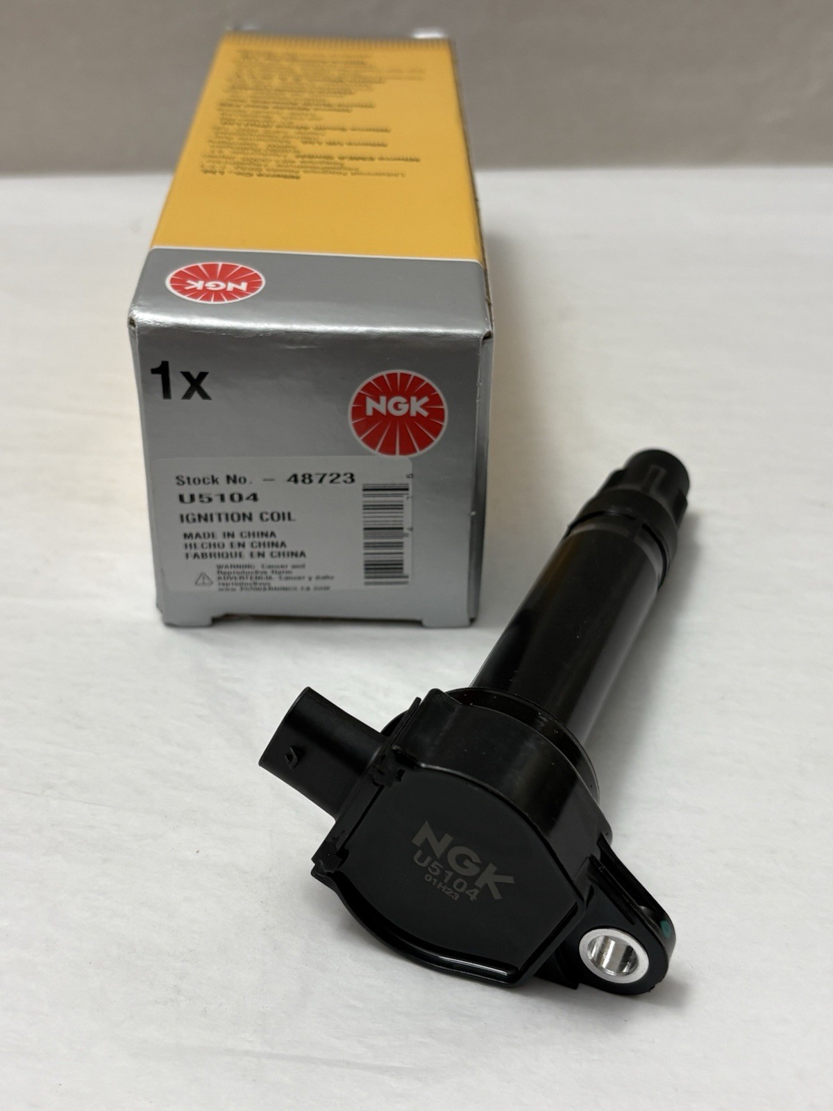 New NGK U5104 Ignition Coil Stock # 48723  SH2