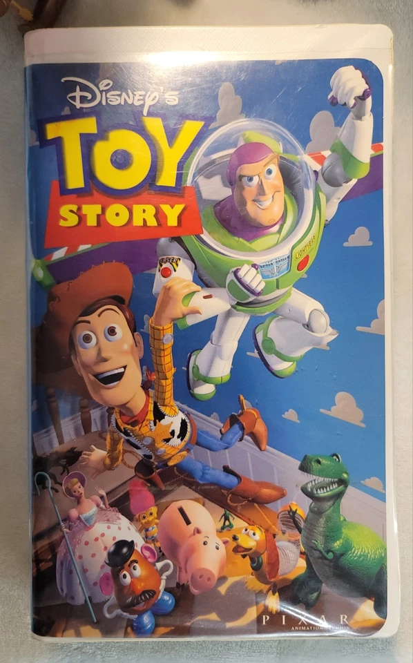 BULK VINTAGE TOY STORY 1 &2 COLLECTIBLE DOLLS FIGURINE VHS WALL DECALS LUNCHBOX - Image 2 of 4