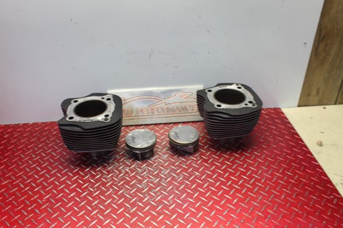 2017 HARLEY STREET GLIDE 107 CYLINDERS  JUGS & PISTONS M8 MILWALKEE EIGHT SG48