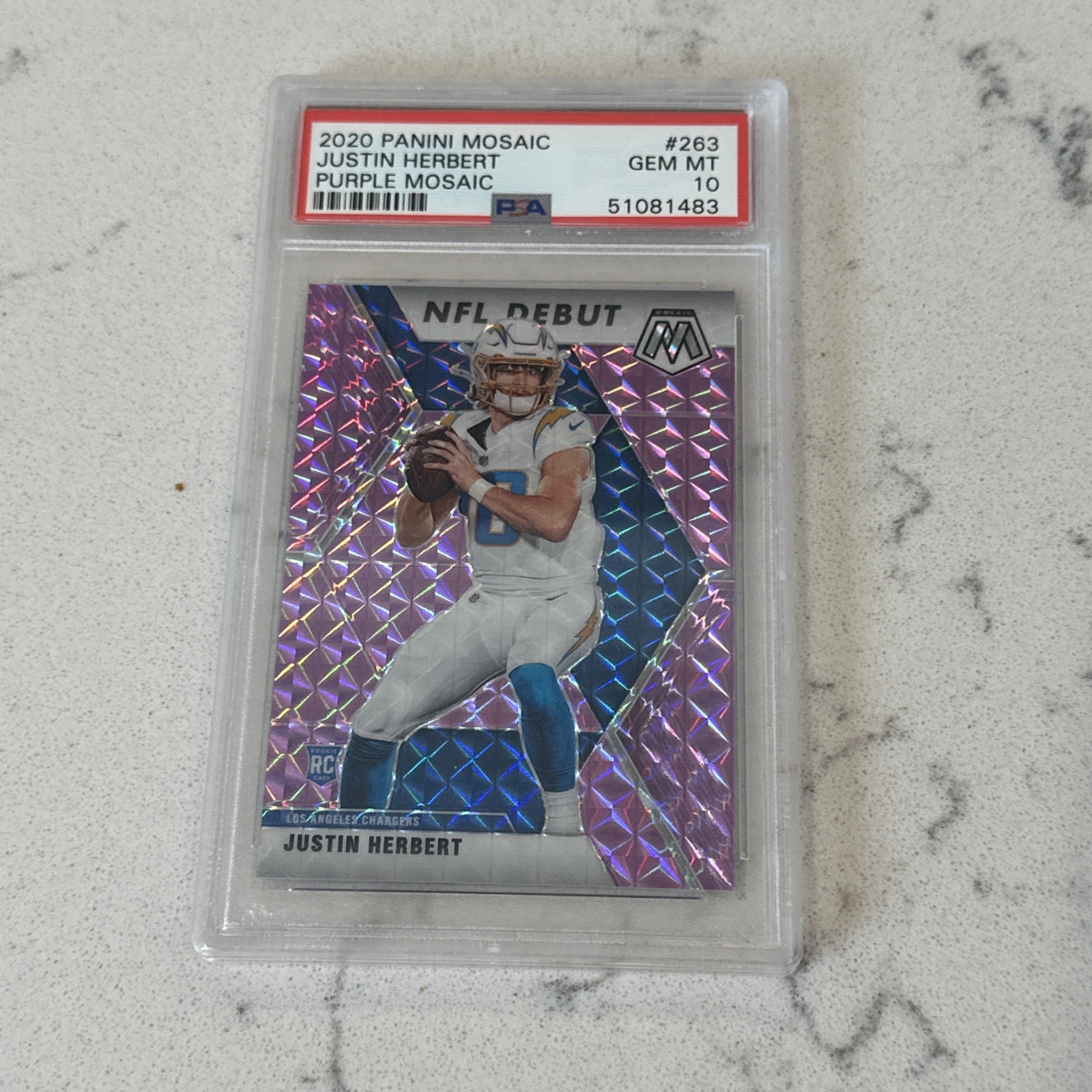 2020 Panini Mosaic - NFL Debut Justin Herbert #263 Purple Mosaic Prizm /49 (RC)