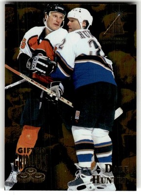 1995-96 Zenith Dale Hunter Gifted Grinders #12