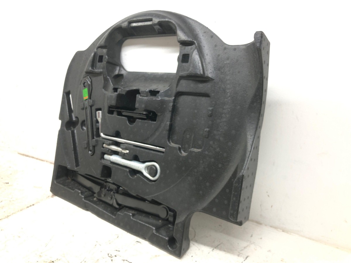 2016-2018 MERCEDES GLE350 W166 SPARE TIRE JACK W/ TOOL KIT  