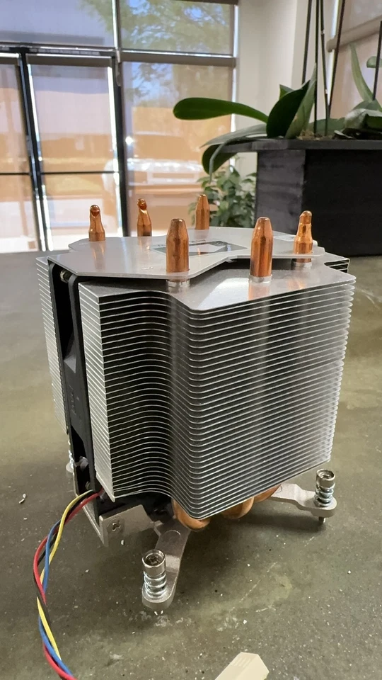 Intel Extreme Tower Heatsink Fan Gaming Cooler for LGA 1150,1151,1155,1200 - Image 3 of 4