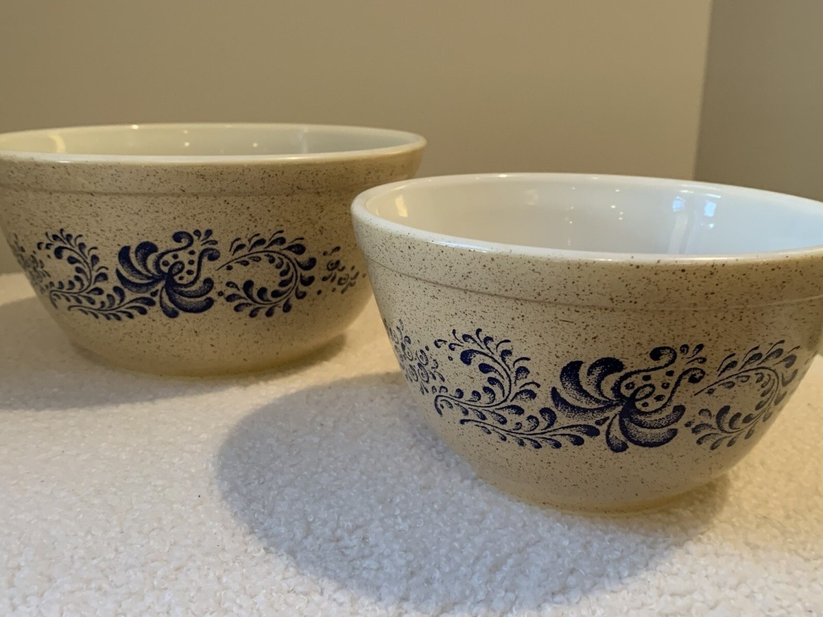 Homestead Pattern Pyrex Homestead Mixing Bowls Vintage PYREX