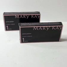 Set of 2 Mary Kay Petite Palette / Refillable Compacts unfilled empty