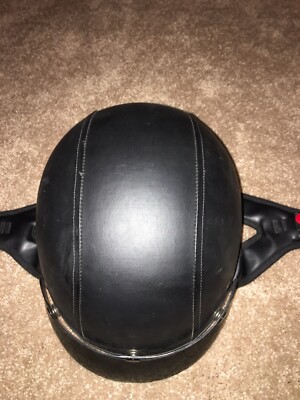 Men (M) Motorcycle Helmet Black DOT.