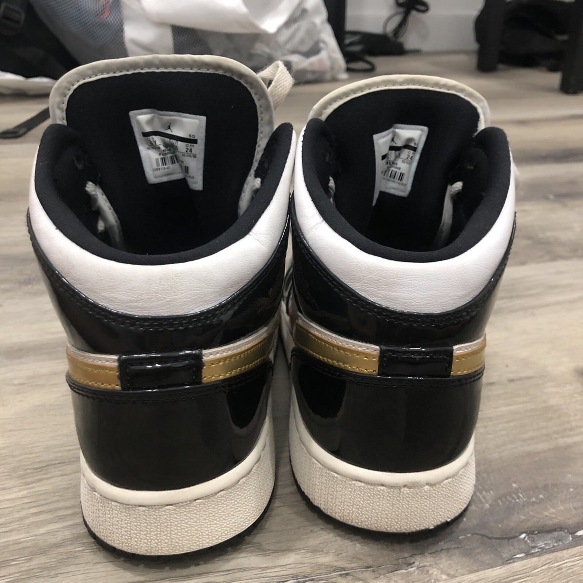 black and gold jordans size 6