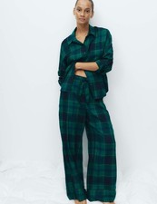 M&S Womens Cotton Two-piece set Long sleeved Checked Pyjamas in Green Mix