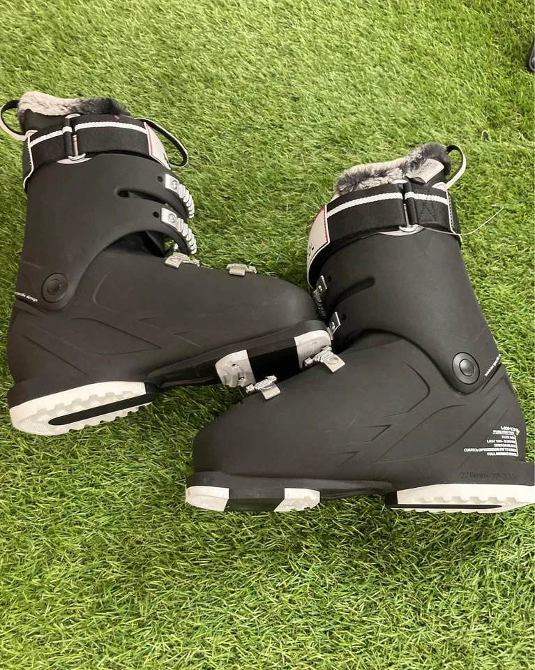 New Women's Rossignol Pure Pro 100 All Mountain Ski Boots (22.5 - 278mm) - Image 2 of 4