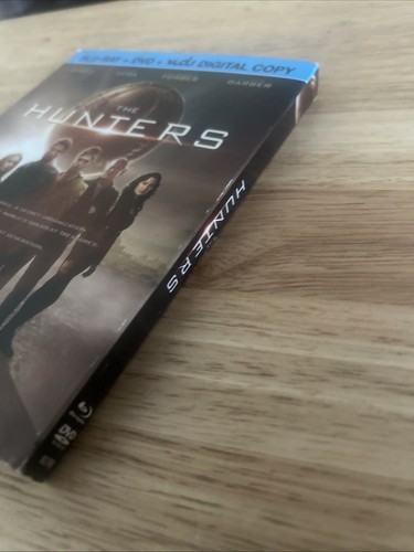 The Hunters (Blu-Ray/DVD, 2014) Authentic US Release - Picture 7 of 7