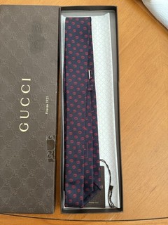 AUTHENTIC Gucci Men’s Tie