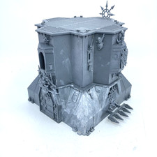 Chaos Themed Bastion Building Scenery - Warhammer 40k Games Workshop