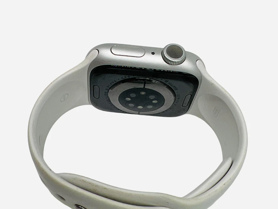 Apple Watch Series 8 GPS 41MM 3K917LLA Silver Aluminum Case White Sport Band UD - Image 4 of 4