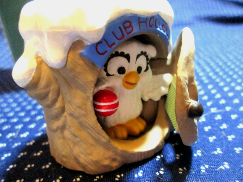 1990 Hallmark "Club Hollow" Christmas Owl Keepsake Ornament Collector's Club Box