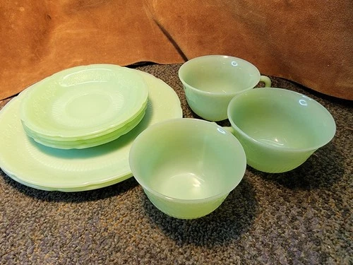3 Anchor Hocking Fire-King Alice Jadeite Floral Cup Saucer Sets 2 Dinner Plates