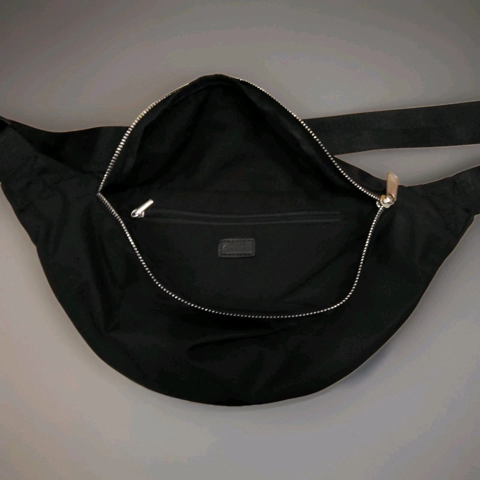 Urban Outfitters Bolso Bandolera Negro Riñonera Cintura Cinturón Bolso Cartera B66 Foto 4 de 4