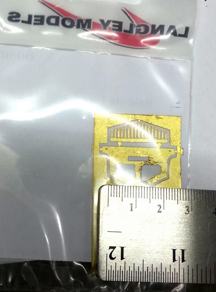 1 Pair Baldwin Cow Catchers 009 Train J23 UNPAINTED OO Scale Langley Models Kit - Image 3 of 3