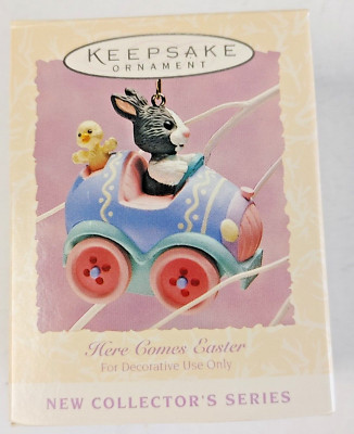 Vintage Hallmark Dated 1994 Easter Ornament Here Comes Easter Bunny Chick #20633