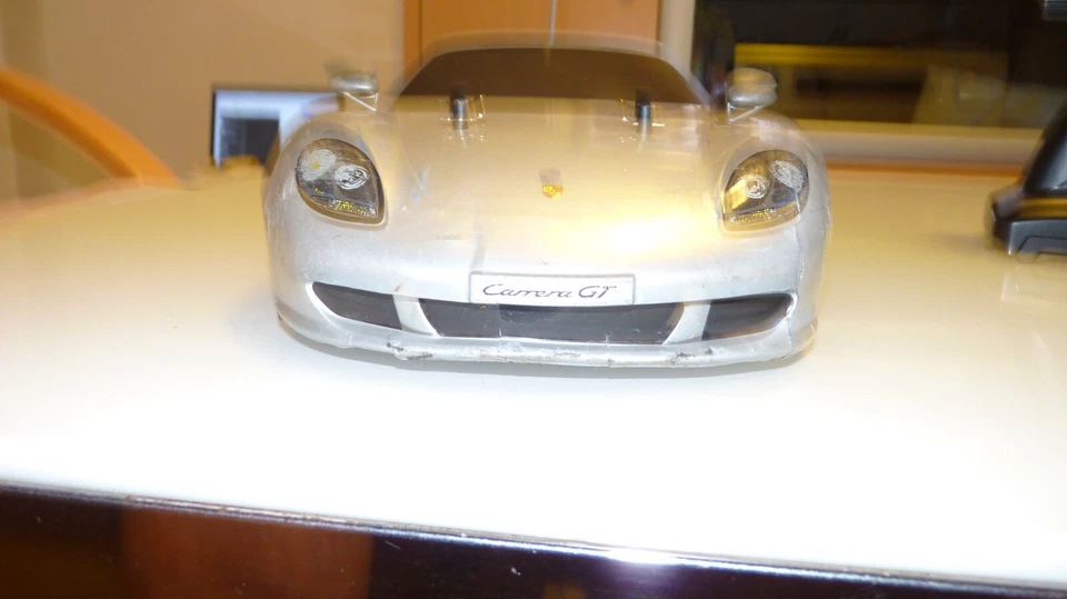 Tamiya 1/10 Porsche Carrera GT TT-01 Chassis With Remote ARR - Image 3 of 4