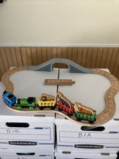 Thomas  Friends / Thomas/Talking Percy/Circus Cars Animals/Track Bridge Lot