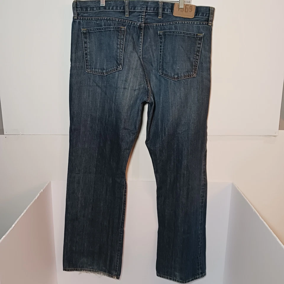 Y2K 2007 Gap 1969 Standard Relaxed Fit Jeans Mens Sz 40X32 Dark Blue Denim - Image 2 of 4