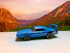 69 DODGE CHARGER DAYTONA    2018 Hot Wheels Muscle Mania 5-Pack    Blue