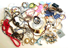 Vintage To Now Fashion Costume Jewelry Lot 2 Lbs
