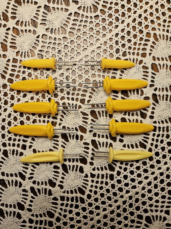 Vintage Corn on the Cob Holders - Five (5) Pair Plastic Ears of Corn Skewers