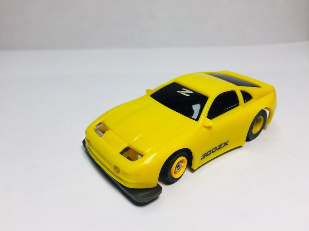 トイ TYCO~NEW~TCR~NISSAN 300 ZX~1993~Slotless~ YELLOW ~ SUPER CLEAN