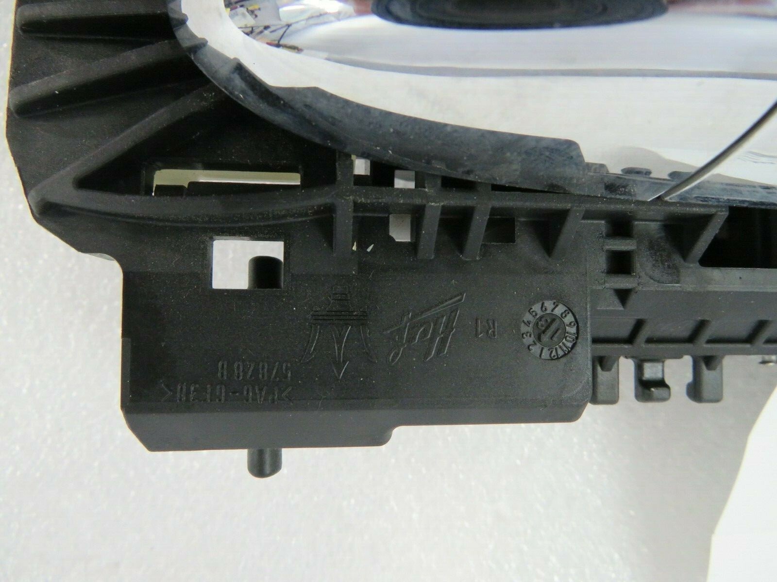 2014 Maserati Quattroporte, Right Rear Door Handle, Used, P/N 670013708