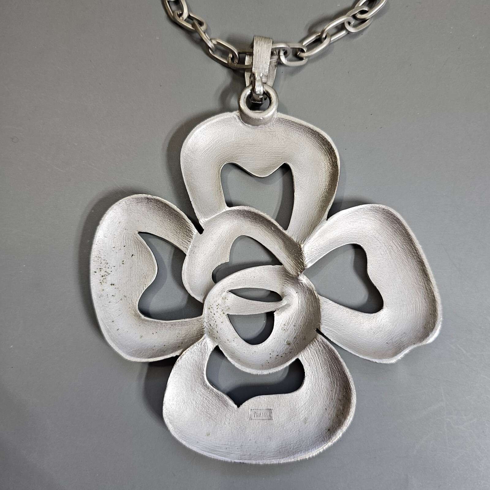 Crown Trifari Clover Heart Statement Necklace Luc… - image 3