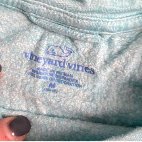 Vineyard Vines "Find Your Wave" light weight sweatshirt - Picture 2 of 3