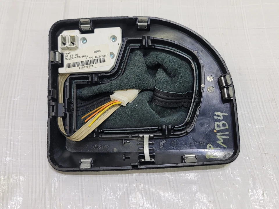 BMW 545i 530i 525i 2004-2010 cubierta de arranque de palanca de cambios de piso OEM 707766202 Foto 4 de 4