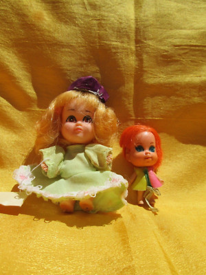 2 CUTE 1960 RARE&HTF VINTAGE LIDDLE KIDDLE & 1960 HASBRO GOLDILOCKS SMALL DOLLS