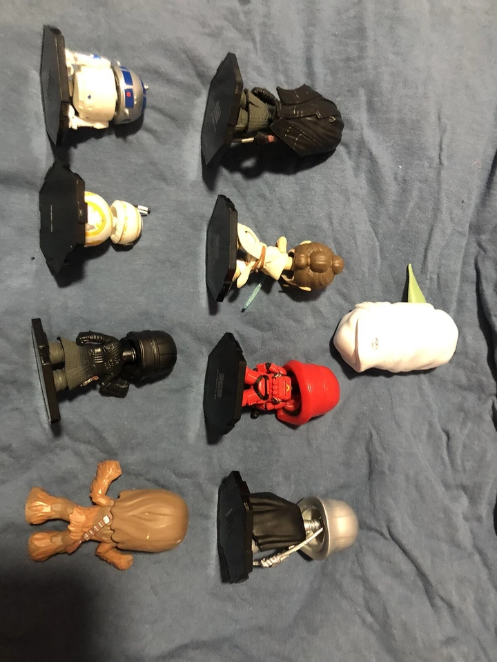Funko Mystery Minis Lot - Chewbucca - Rey - Grogu - BB8 - R2D2 - Captain Phasma - Image 2 of 4