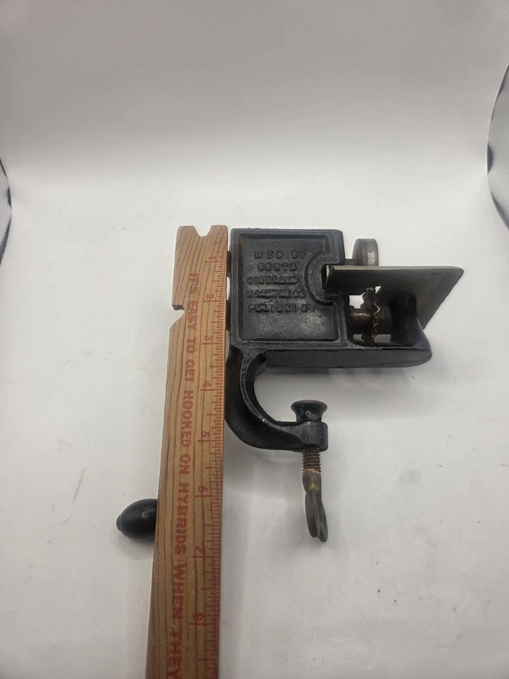 Máquina cortadora rosadora de hierro fundido corte limpio tela cuero South Richland Foto 2 de 4