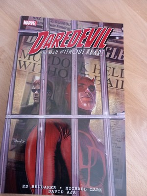 Daredevil Ultimate Collection 1-3 -Brubaker, Lark, Aja, Azaceta, Mann, Zonjic