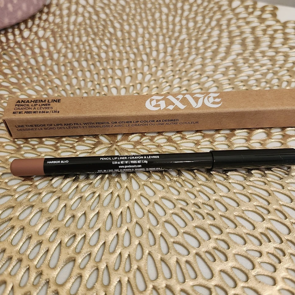 GXVE By Gwen Stefani Anaheim Line Clean Waterproof Lip Liner Harbor Blvd - Image 3 of 4