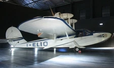 Savoia-Marchetti SM-80 Amphibian Desktop Wood Airplane NewModel Small Scale 1/32