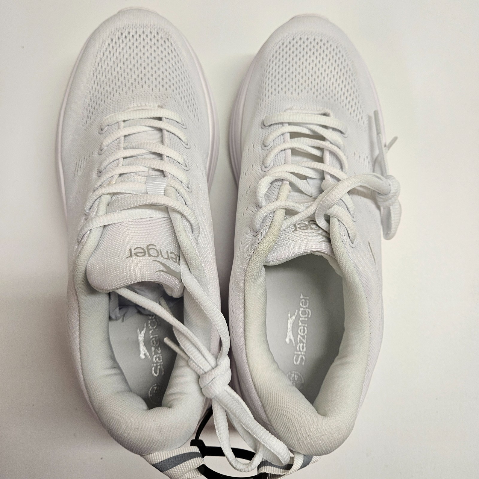 Slazenger Mesh Trainer White UK 8 EU 42 Mens Sports Shoes Ex Display image 3