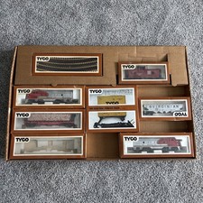 TYCO TRAINS - VINTAGE LOT - BRAND NEW IN BOXE...