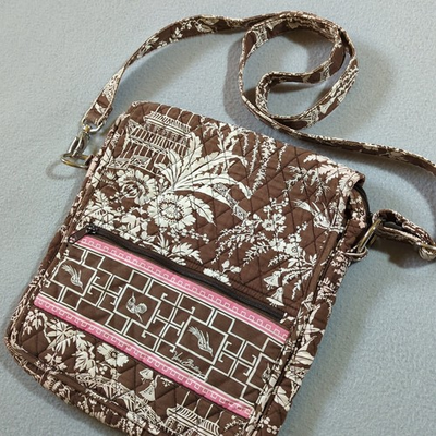 #ad Vera Bradley Quilted Crossbody Bag Brown White Pagoda Floral Print Worn Fade $18.00